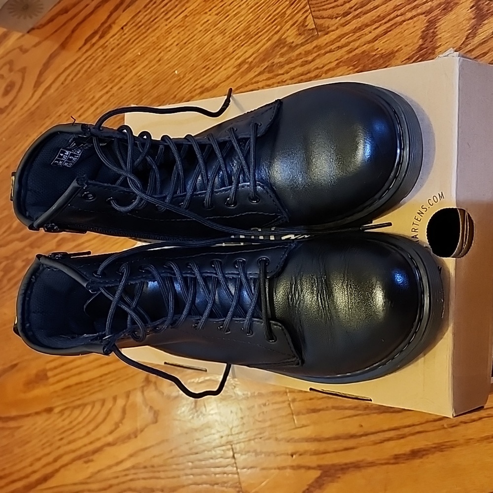 Dr Martens Junior' 1460 Softy T lace
